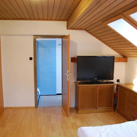 Lägenhet Gastehaus Resinger *